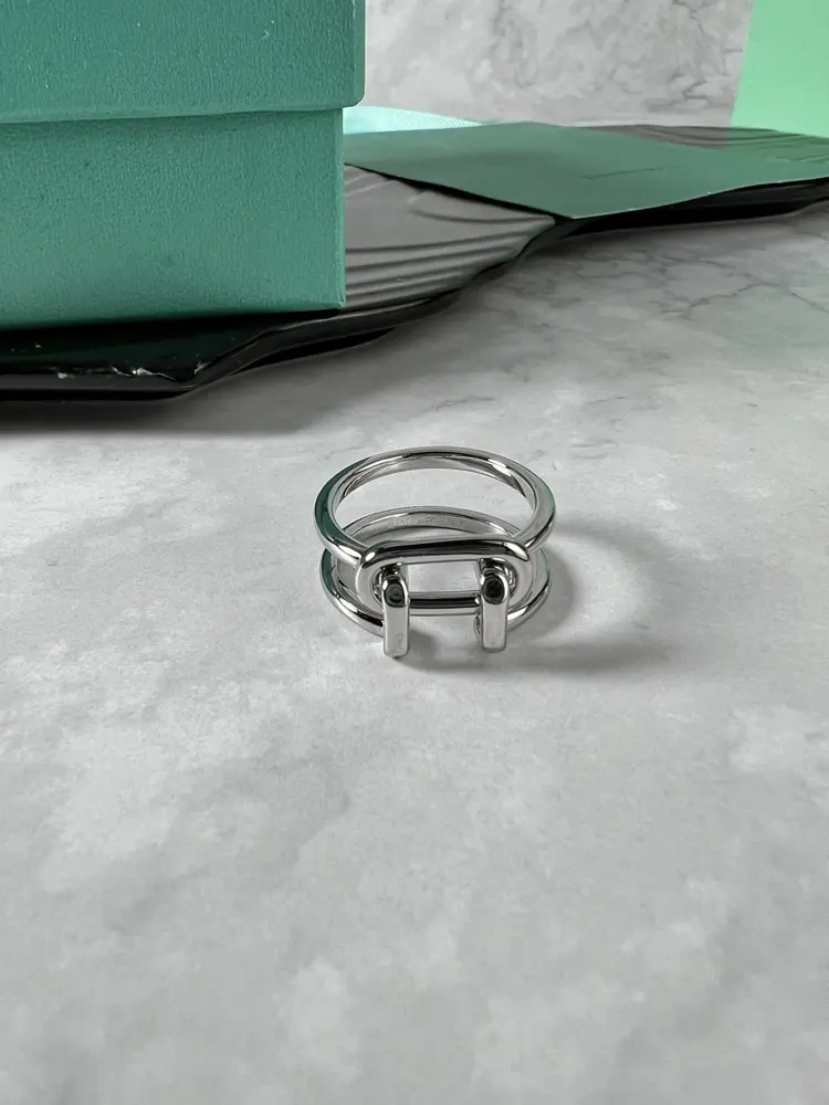 Tiffany ring