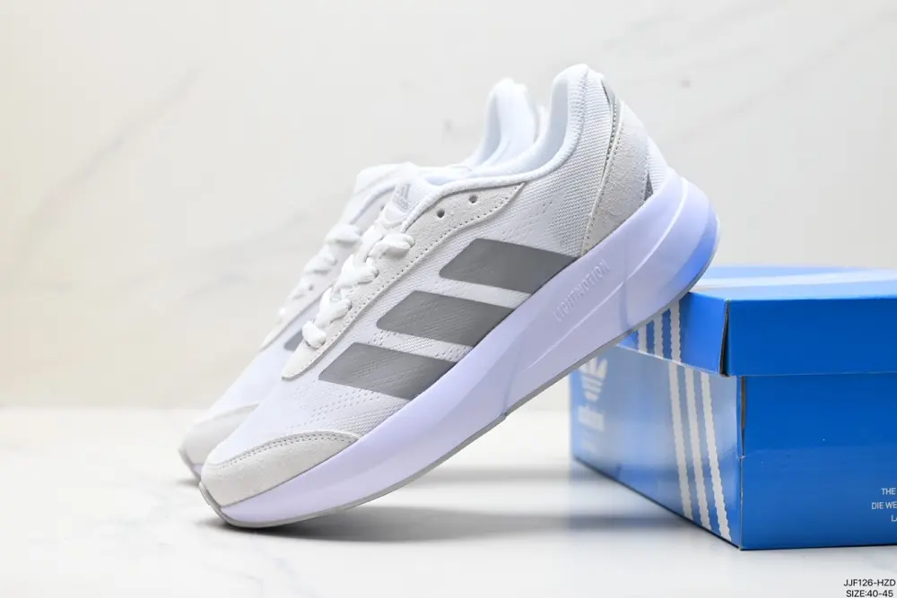 Adidas SAMBA VEGAN /Adidas men’s cushioning lightweight sports running shoes B75806