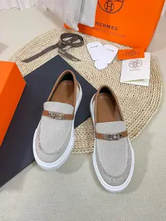 Hermès Kelly buckle casual loafer slip-on shoes are now available