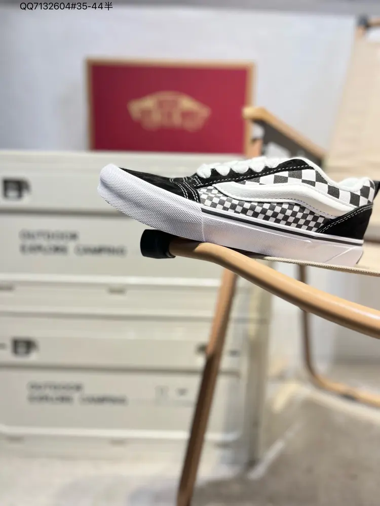 Vans low-top retro vulcanized casual sports sneakers