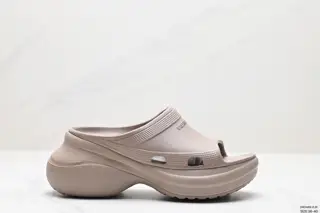 BALENCIAGA Shoes