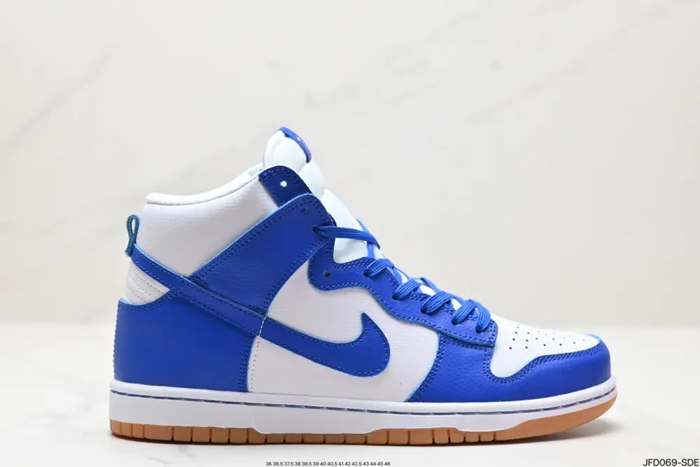 Nike DUNKHIGH As the name suggests FV6612-001