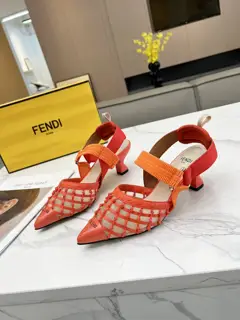 Women’s shoes Sports original Fendi new women’s shoes: unique design + perfect