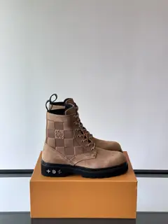 Louis Vuitton thick-soled ankle boots Martin boots