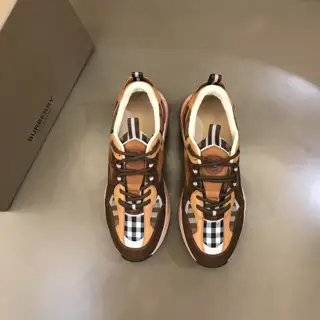 BURBERRY Men’s height-increasing sneakers