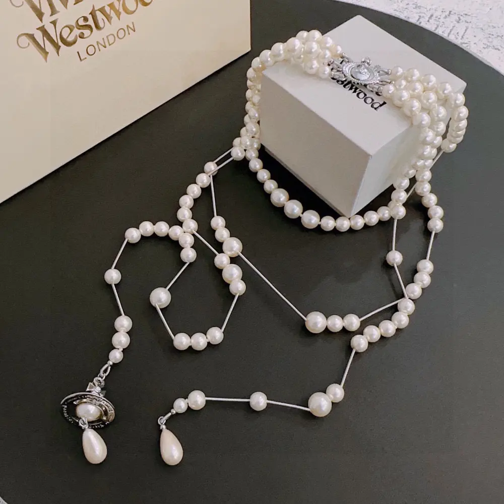Vivienne Westwood classic pearl three-layer large Saturn necklace