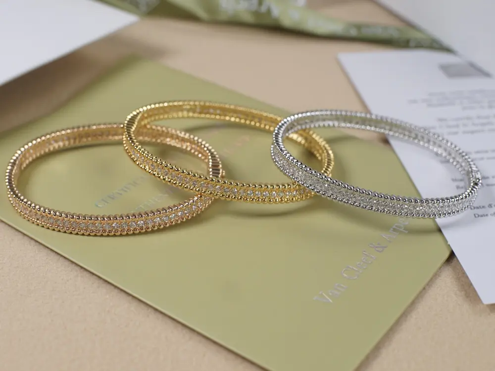 Van Cleef & Arpels narrow single-row diamond bracelet