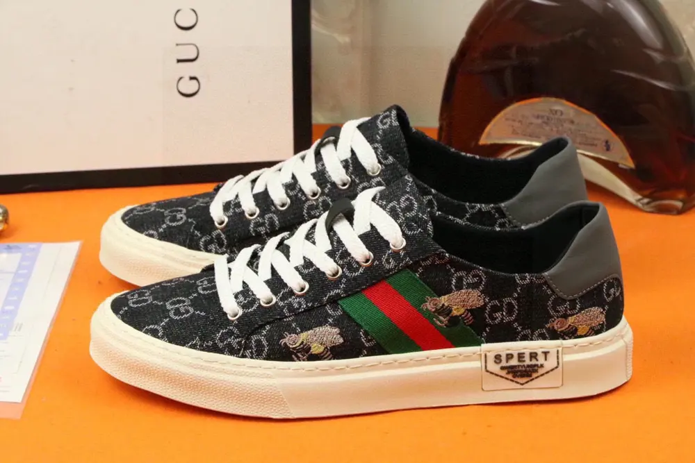 Gucci men’s casual fashion shoes Four seasons hit Simple and elegant style Exclusive for