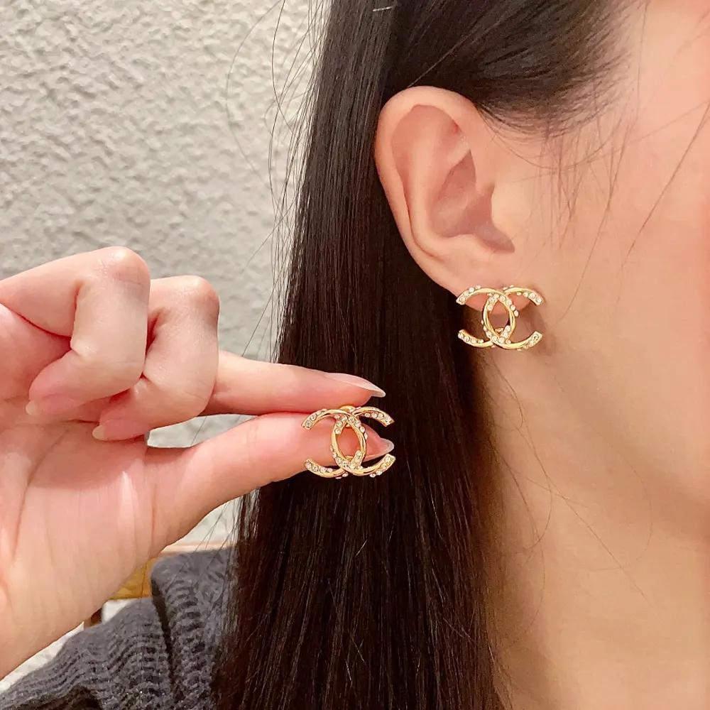 Chanel second-hand earrings