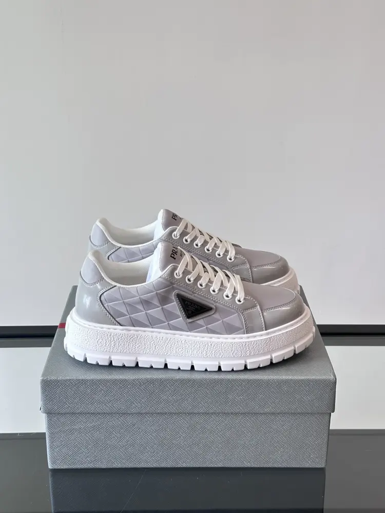 Prada thick-soled casual sneakers