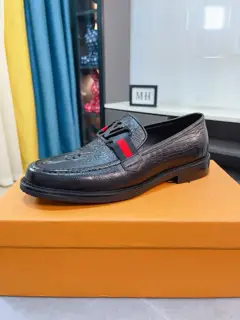 Louis Vuitton new open-edge pigskin shoes