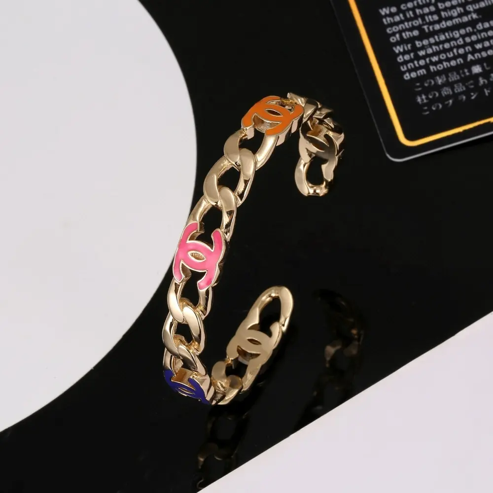 Chanel bracelet oil drop square hollow design