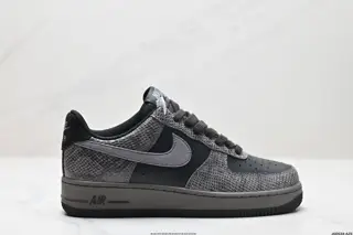 NIKE AIR FORCE 1’07 LV8 Sneakers HF2898-100