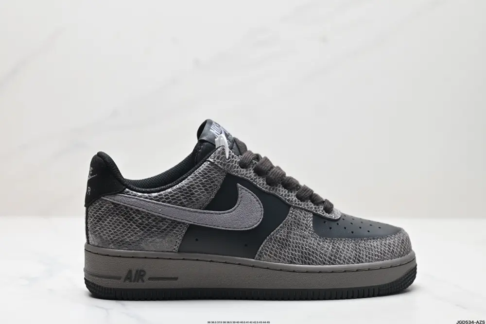NIKE AIR FORCE 1’07 LV8 Sneakers HF2898-100