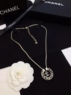Chanel vintage double C necklace