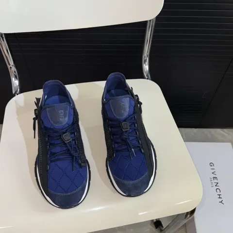 Givenchy Spectre series low-top casual sports men’s shoes are on sale on the official