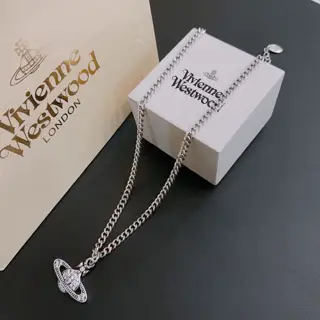 Vivienne Westwood Classic Large Saturn Necklace