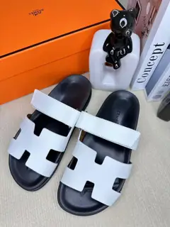 Hermès cowhide H slippers. Paris original flyback mold perfect creation of the highest
