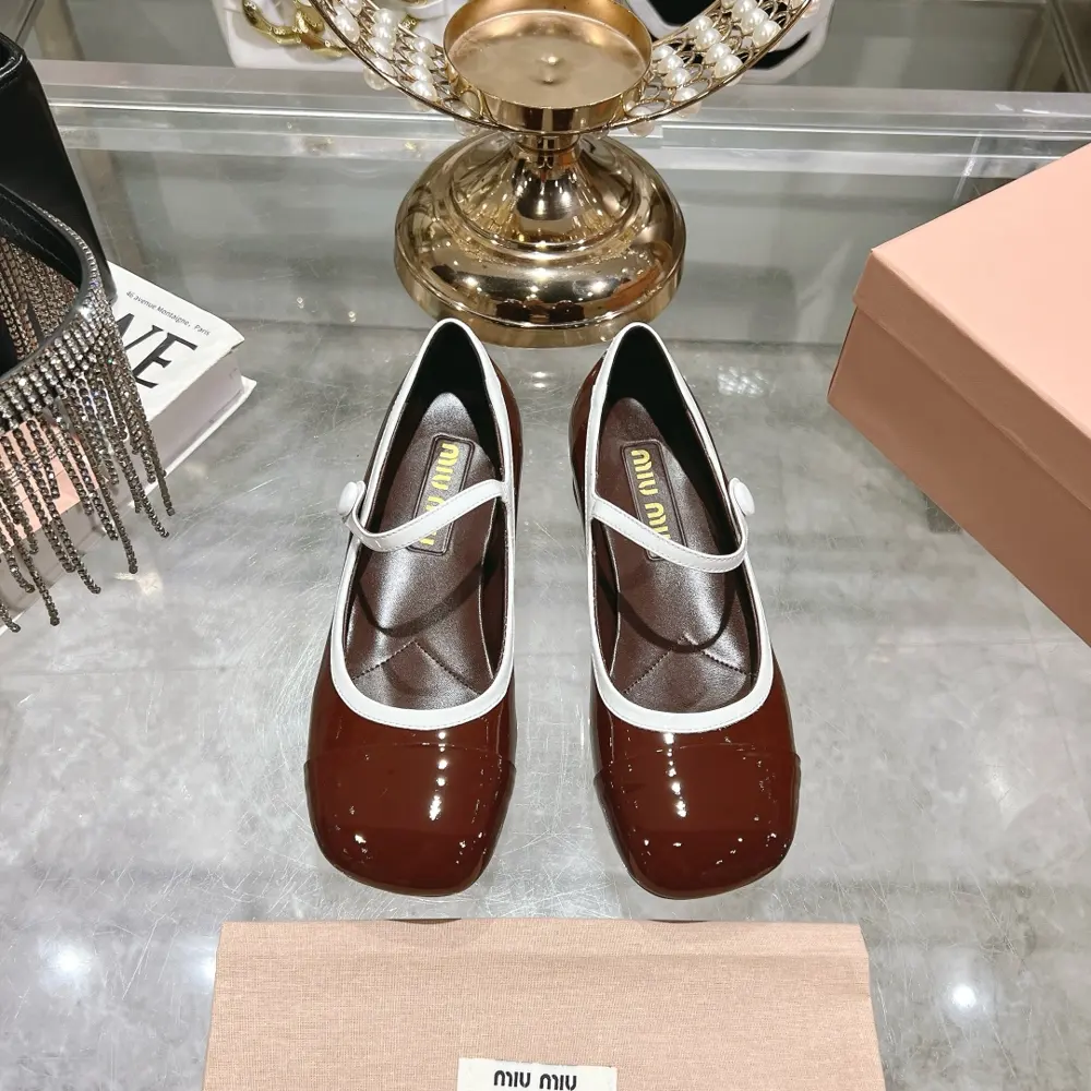 MiuMiu new color-blocked single shoes