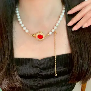 Louis Vuitton classic floral design double flower design pendant necklace