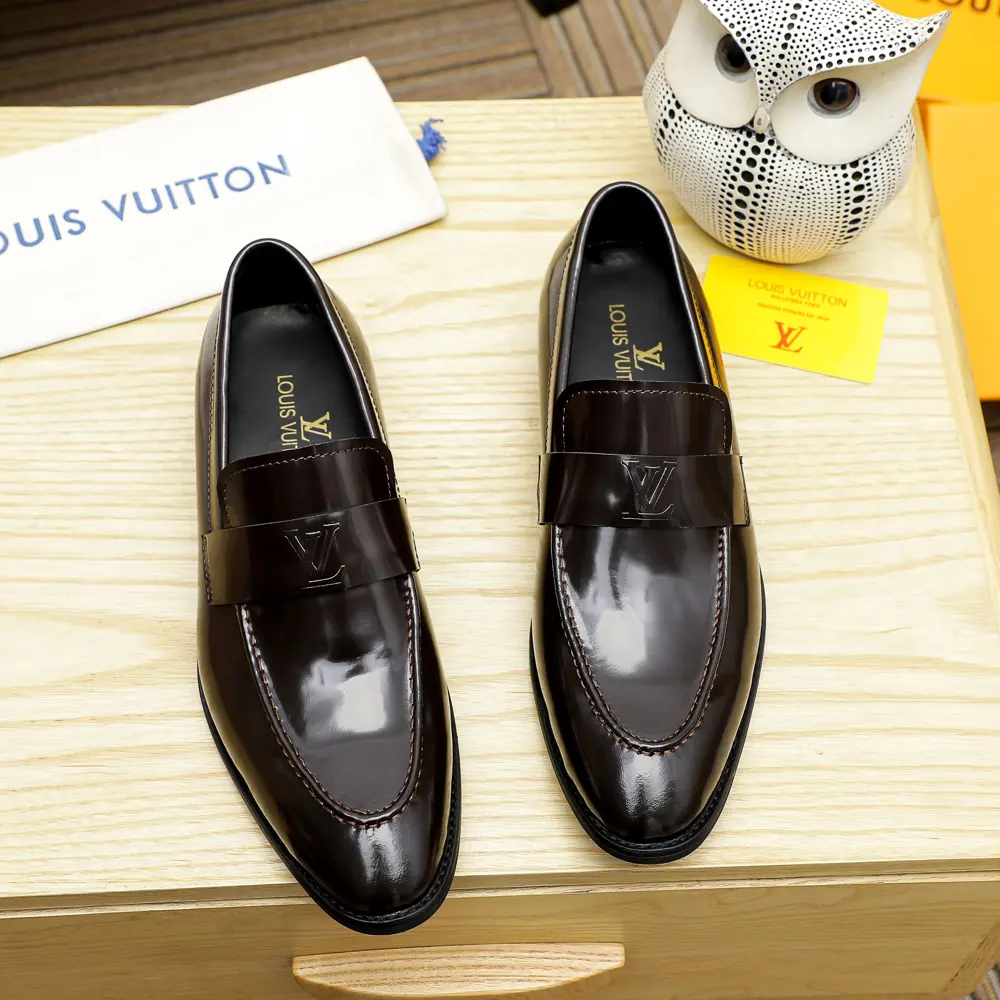 Louis Vuitton new men’s casual business leather shoes