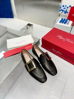 Roger Vivier metal square buckle loafers retro flat shoes