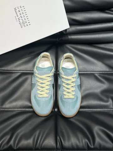 Maison Margiela MM6 Retro Derby Shoes This replica is a leather-stitched Derby shoe. The
