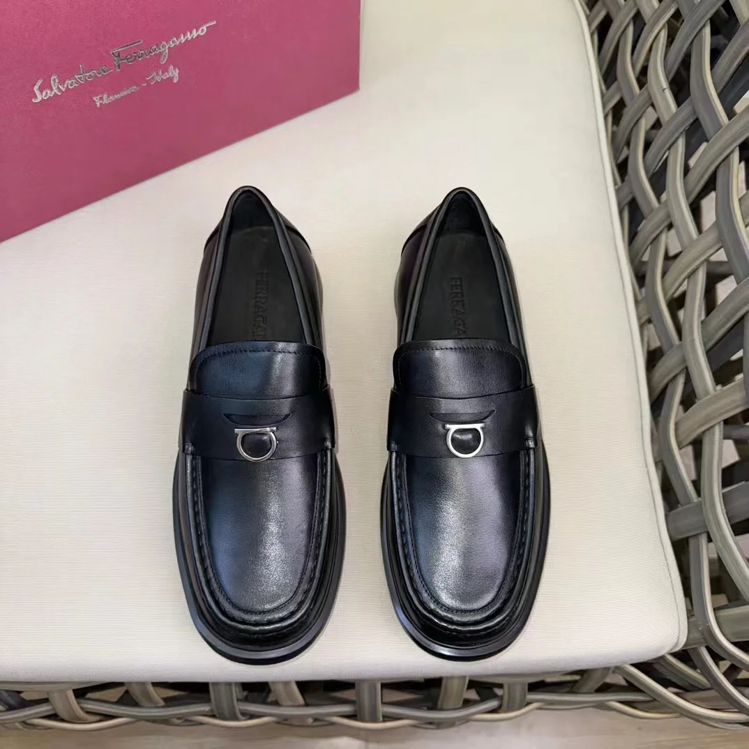 Salvatore Ferragamo men’s leather shoes. Uppers