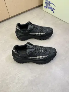 BURBERRY casual sports shoes