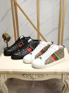 Gucci high-top casual shoes. The upper