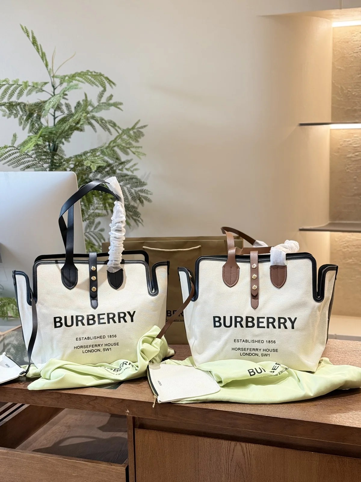 Burberry Tote