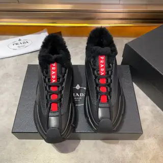 Prada men’s lace-up leather casual sports shoes