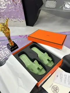Hermès H slippers