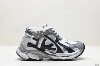 Balenciaga Original consistent accessories dust bag and shoelaces included#All developed