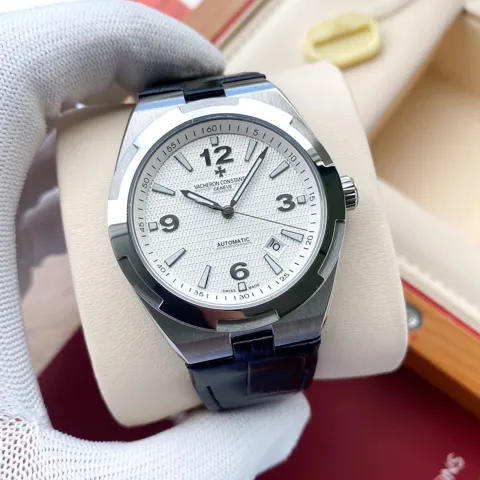 Vacheron Constantin Overseas