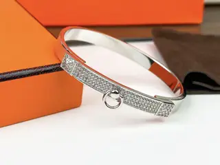 HERMES classic Kelly half diamond bracelet Diamond bracelet