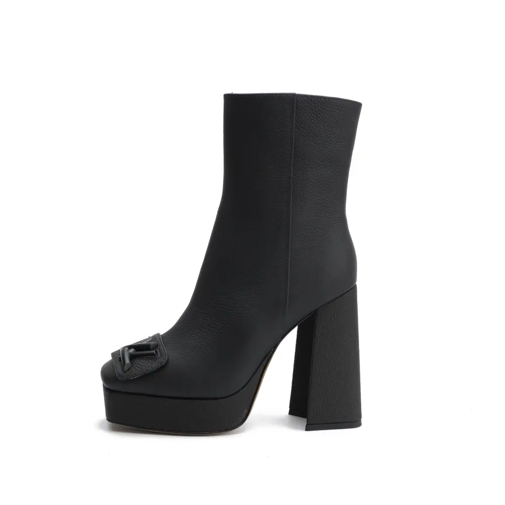 Louis Vuitton show style 6-inch ankle boots