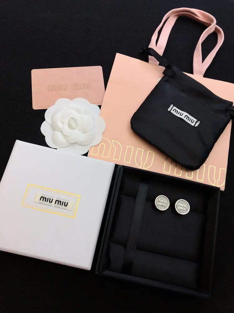 Miumiu new style is hot Earrings