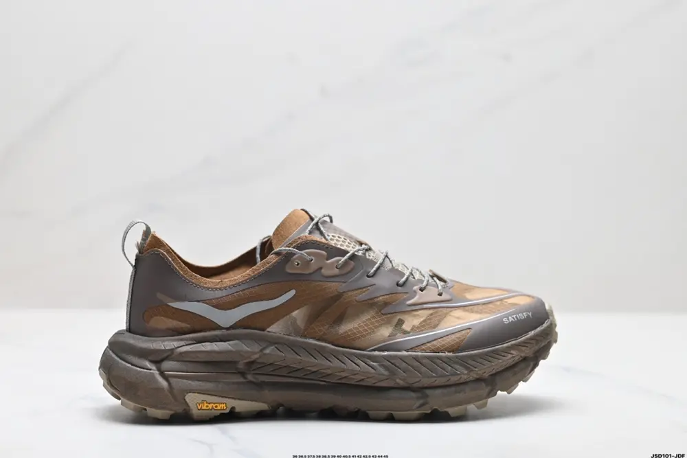 The HOKA brand comes from the Maori language of New Zealand. HOKA means earth 1157050