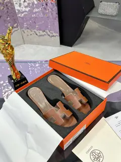 Hermès H slippers