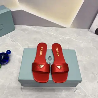 Prada’s latest hot-selling sandal series