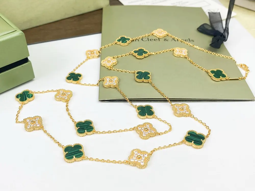 Van Cleef & Arpels Twenty-leaf Clover Necklace