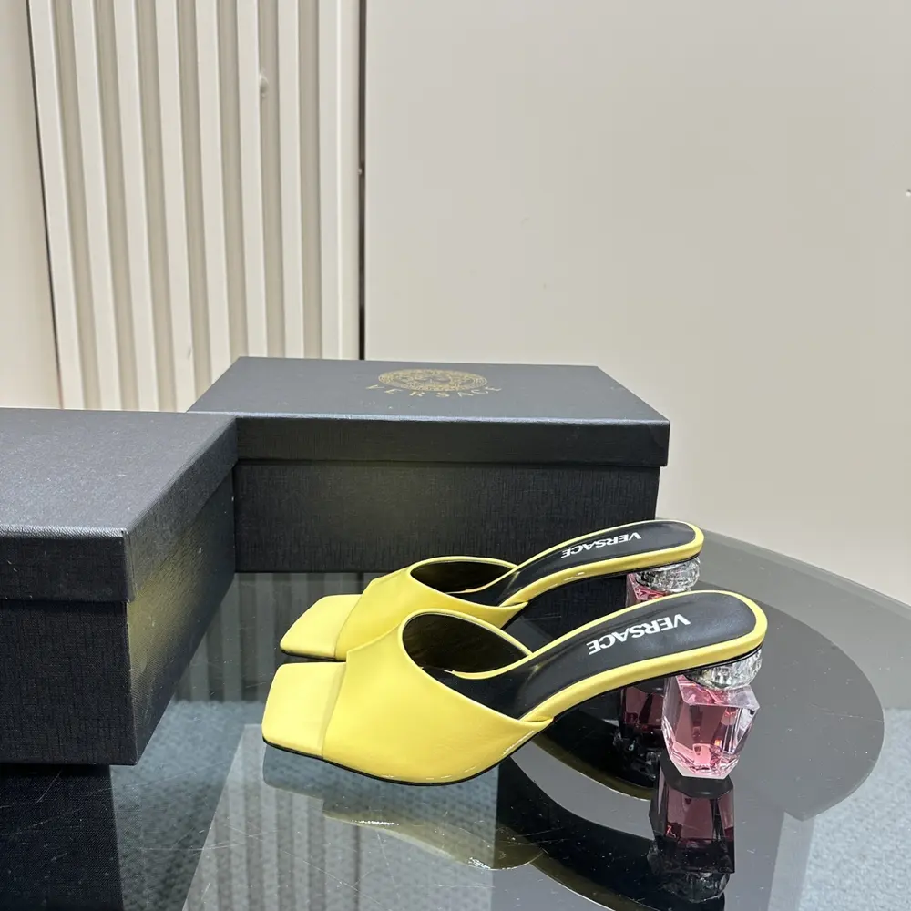Versace Milan Fashion Show Transparent Perfume Crystal Chunky Heel High Heel Sandals