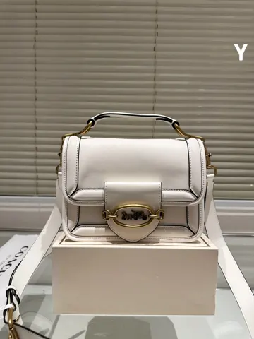 COACH Shoulder Bag