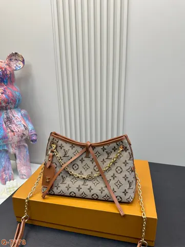 Louis Vuitton Tote