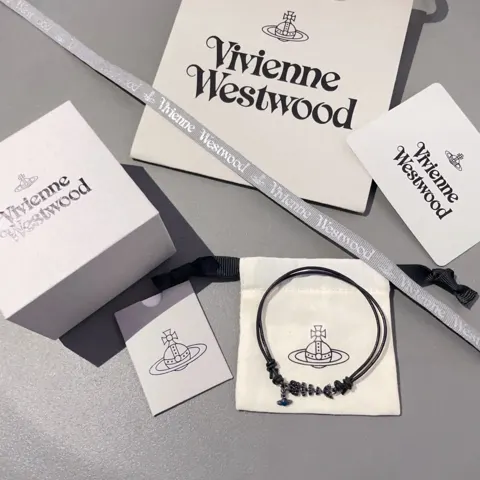 Vivienne Westwood Black Opal Small Black Fish Bracelet