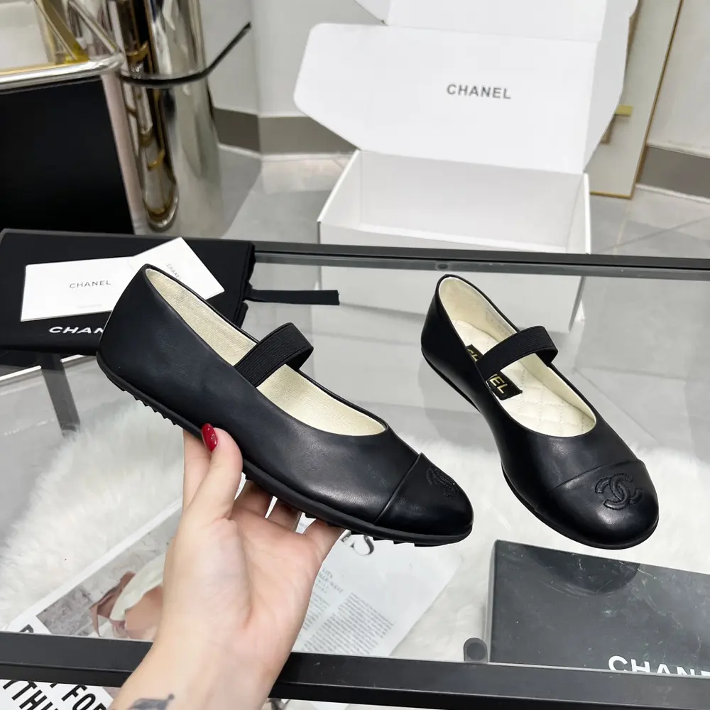 Chanel early spring single shoes