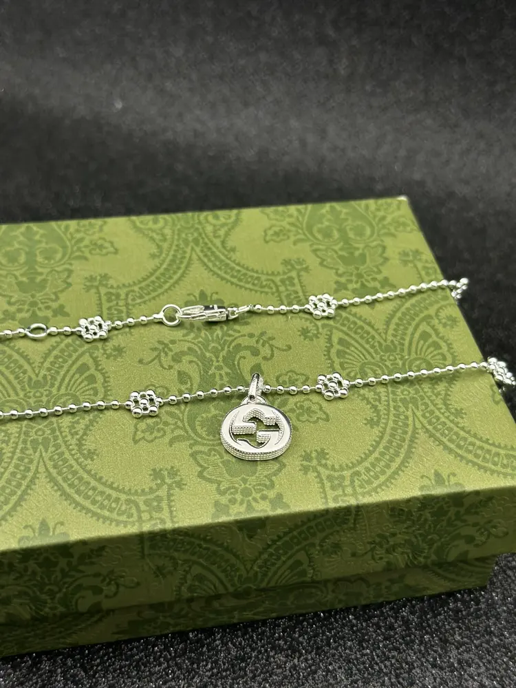 Gucci necklace