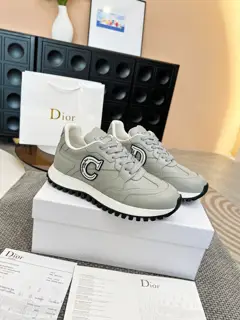 Dior C’est sneakers are eye-catching and stylish. They are carefully