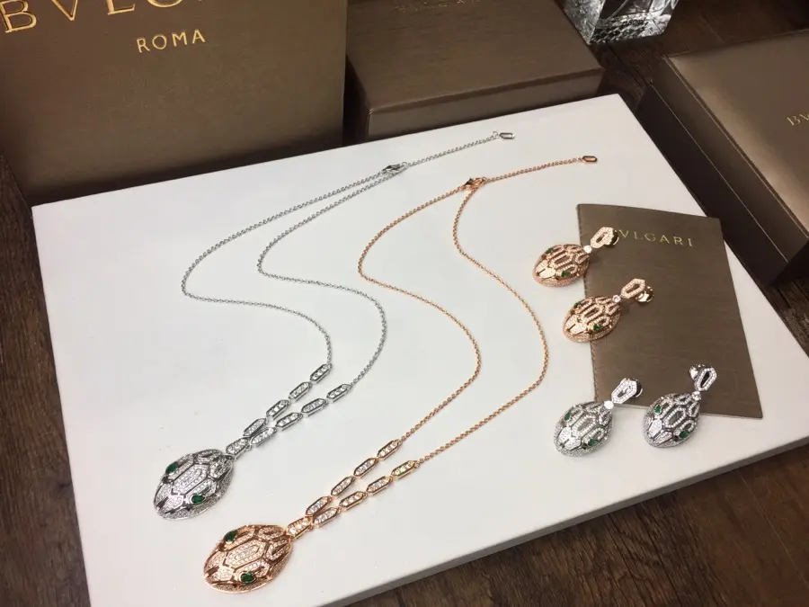 Bvlgari Necklace Earrings UFO ear plugs